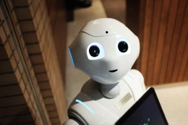 Künstlicher Intelligenz - Roboter-Assistent